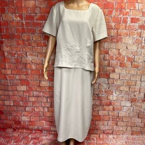 Jessica‎ Howard Plus Size Embellished Dressy Popover Midi Dress